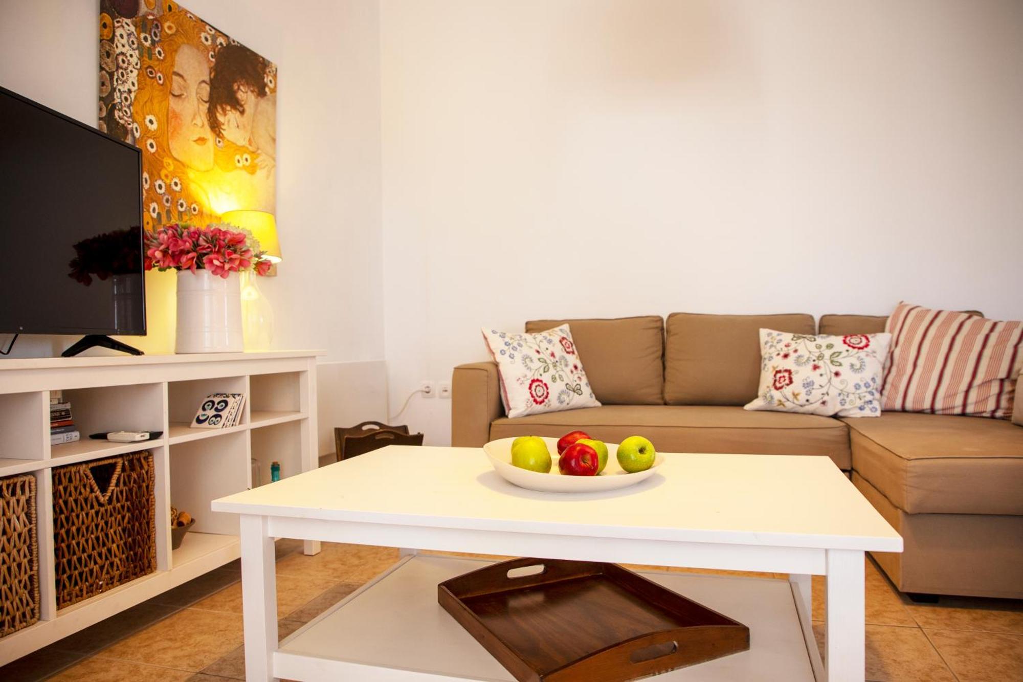 Apartment Veloudi's 1 *